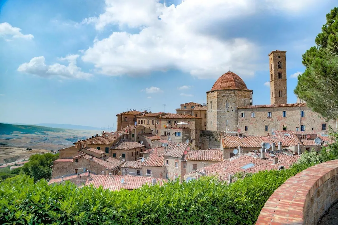 Agriturismo Casale Giulia Вольтерра Фермерский дом
